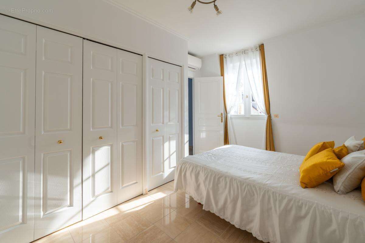 Maison 190 m² à Epinay-Sur-Orge  - photo 11