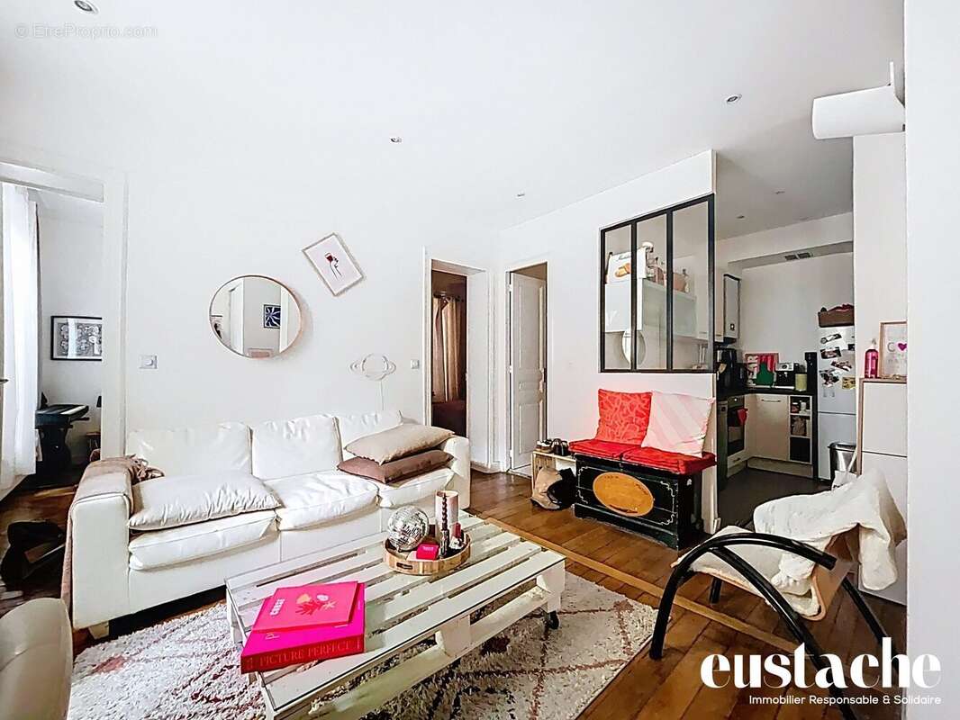 Appartement à PARIS-9E