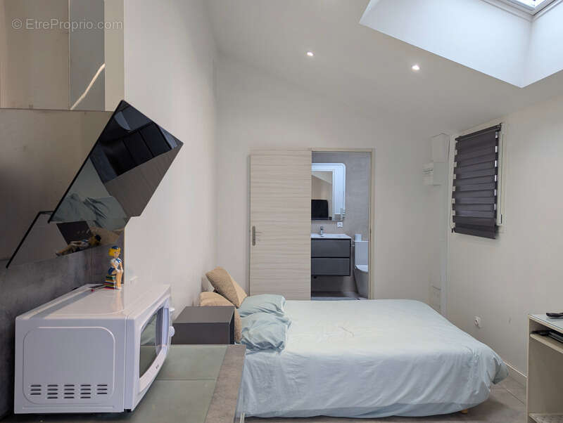 Maison à NOTRE-DAME-DE-MESAGE