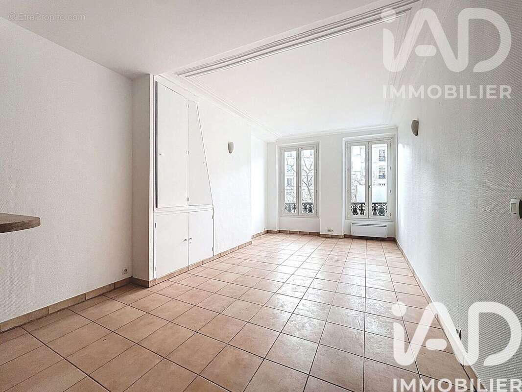 Photo 2 - Appartement à PARIS-11E