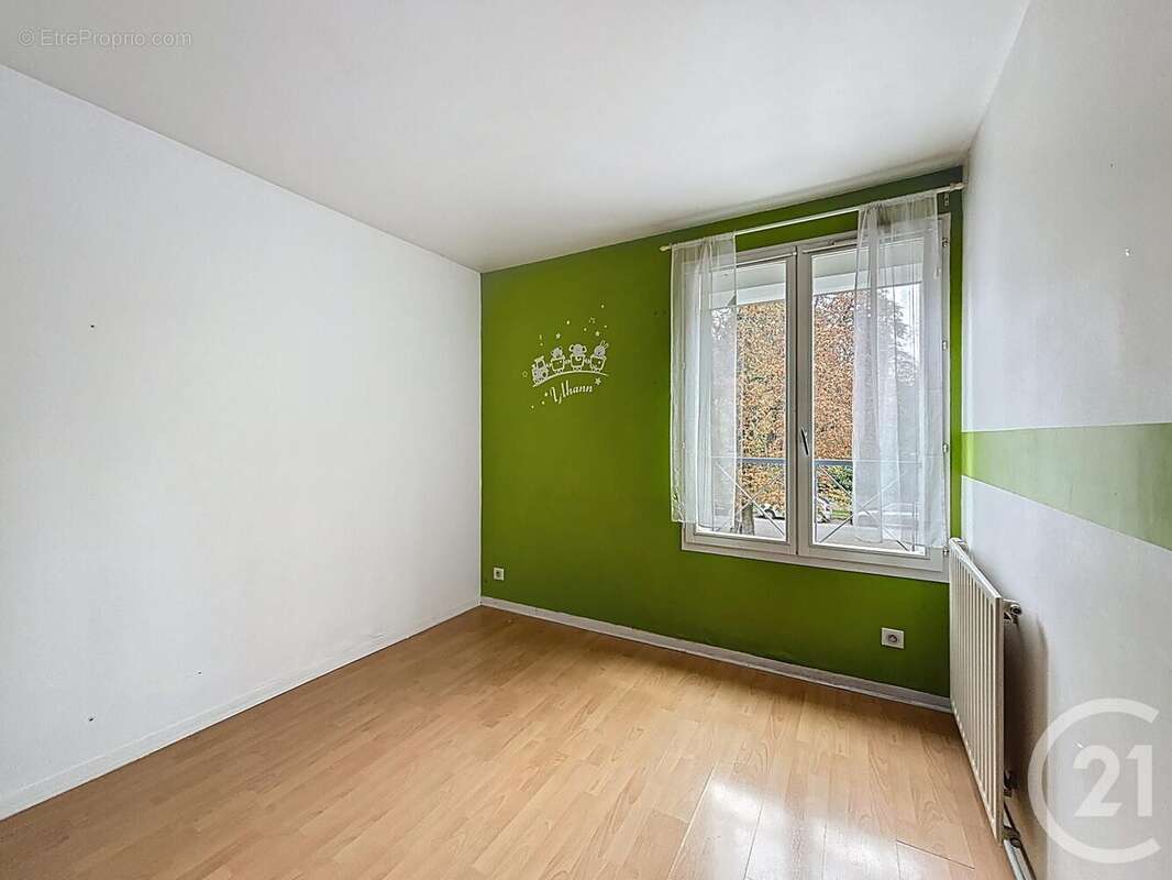 Appartement à MOISSY-CRAMAYEL