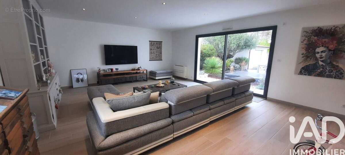 Photo 5 - Maison à SAINT-JEAN-D'ILLAC