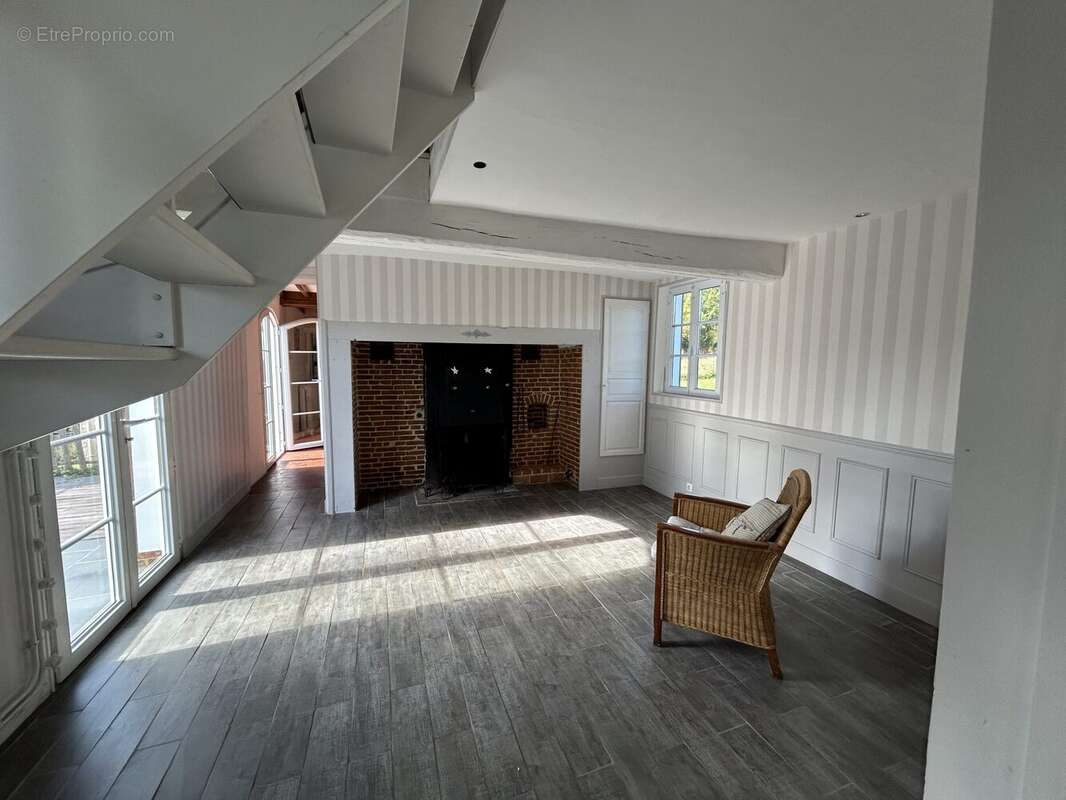 Maison 140 m² à Hescamps  - photo 3
