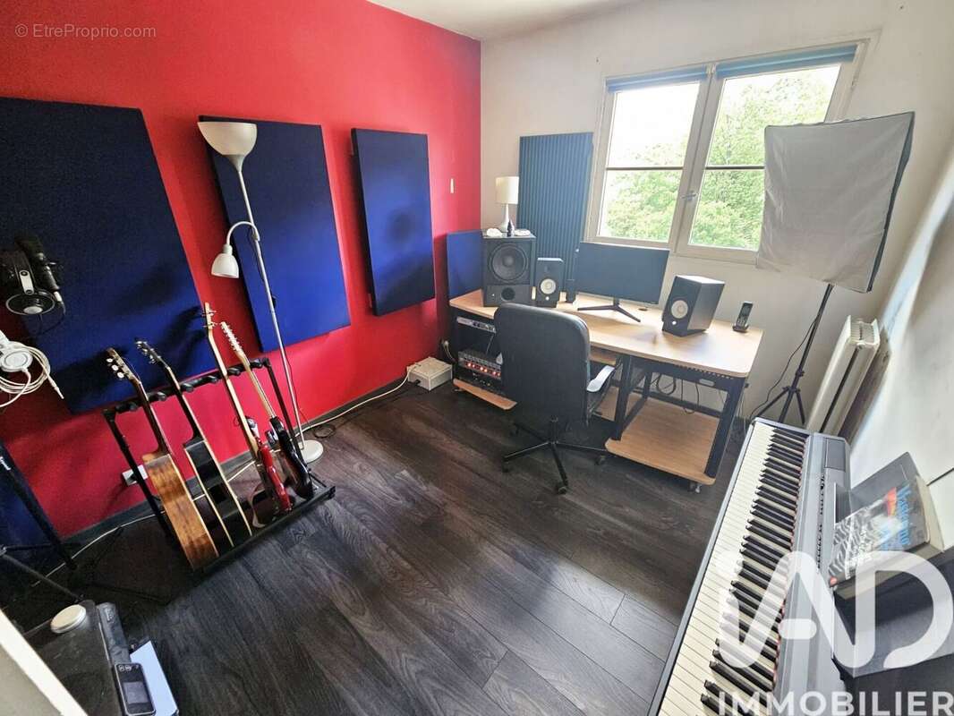 Appartement 74 m² à Torcy  - photo 9