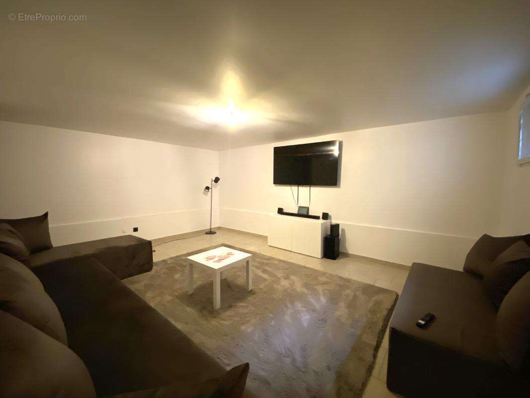 Maison à ROSNY-SUR-SEINE