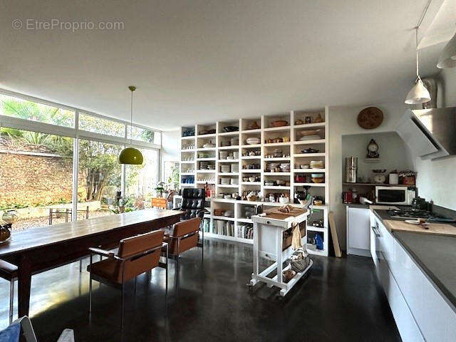 CUISINE..... - Maison à VIC-FEZENSAC