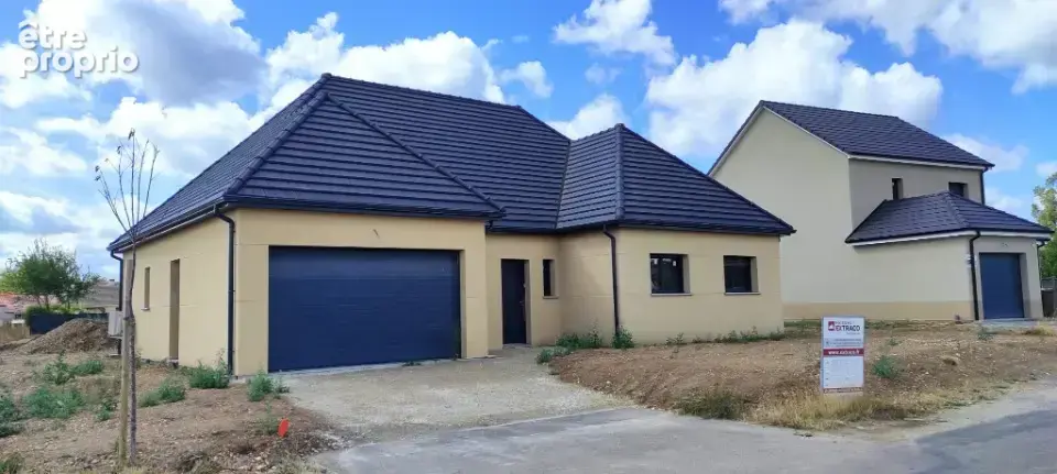 Photo Terrain à Medan au prix de 3 849 000€