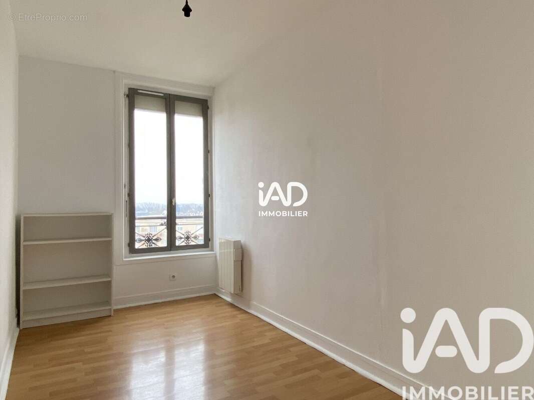 Photo 5 - Appartement à LIVRY-GARGAN