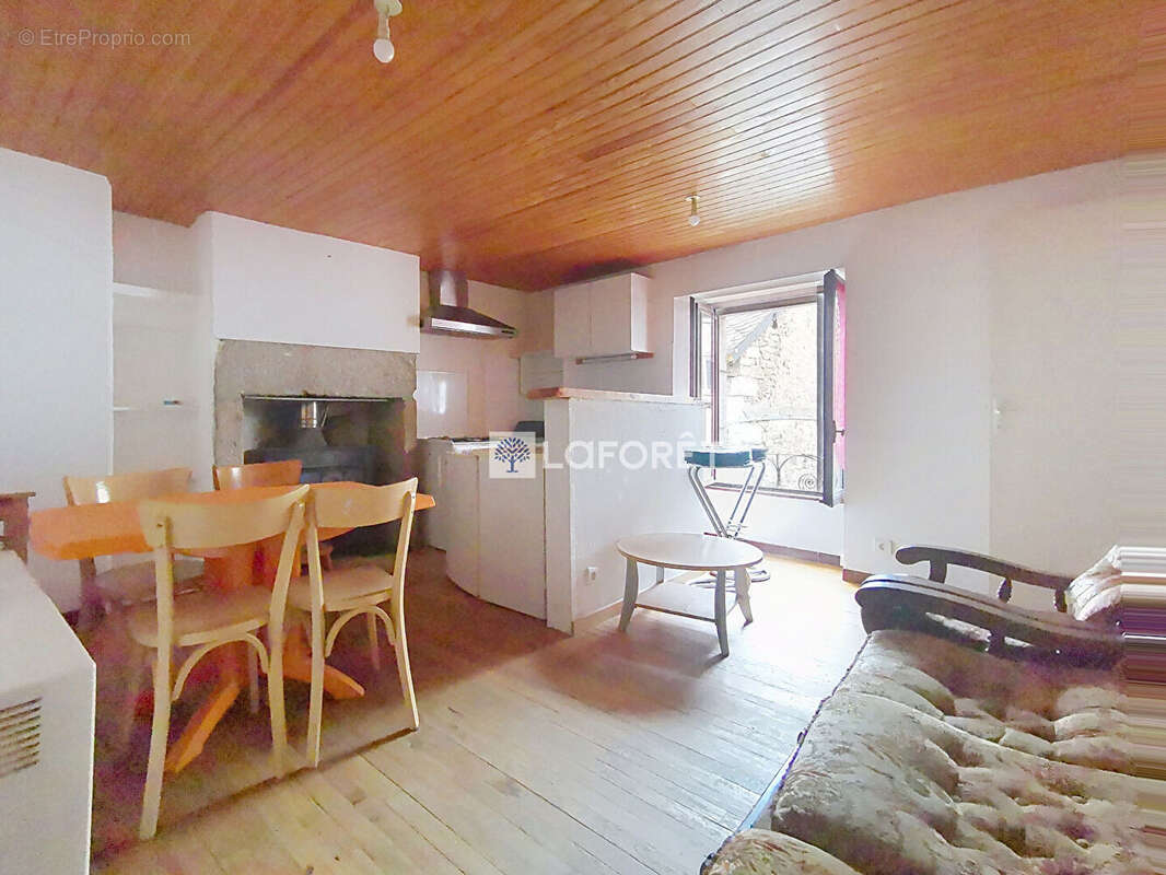 Appartement à SAINT-CHELY-D&#039;APCHER