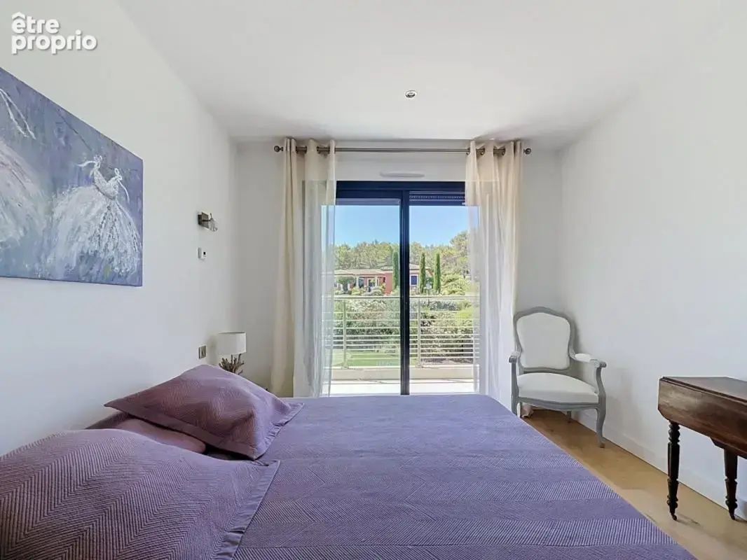 SAINT RAPHAEL - L'élégance contemporaine au cœur d'un écrin de verdure - photo 11