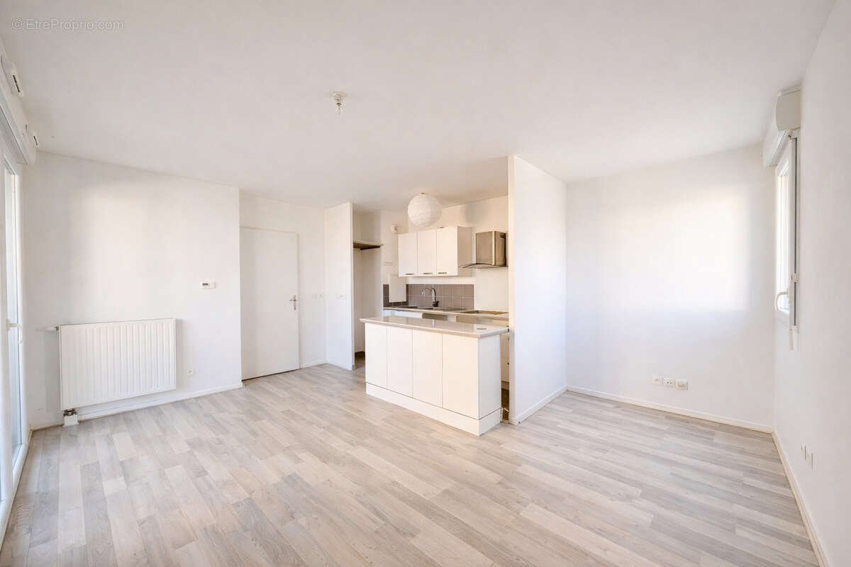 Appartement à LIEUSAINT