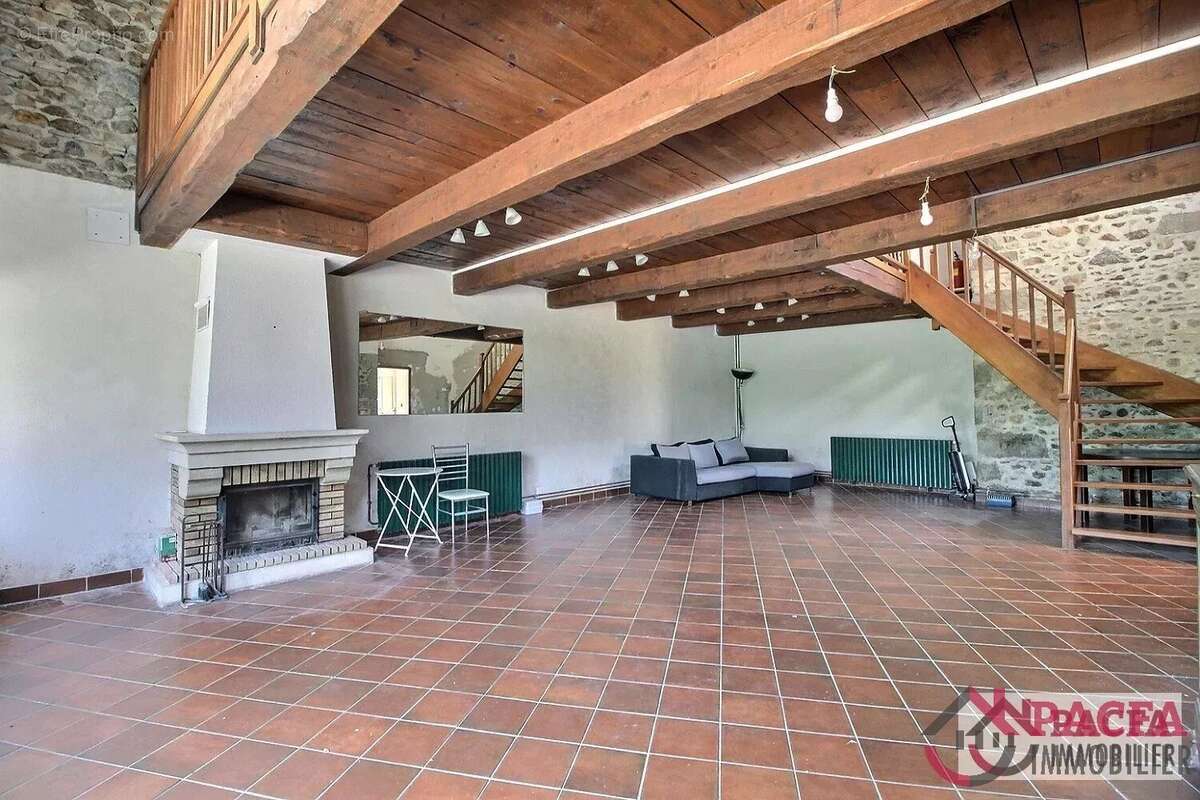 Maison en pierre rénovée - photo 2