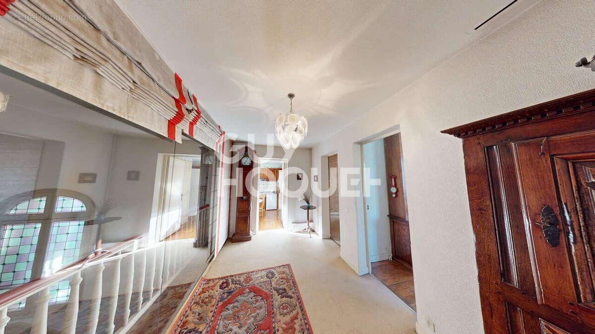 Appartement bourgeois, 5 pièces, 140 m² avec terrasse. A vendre à PERPIGNAN (66000) - photo 4