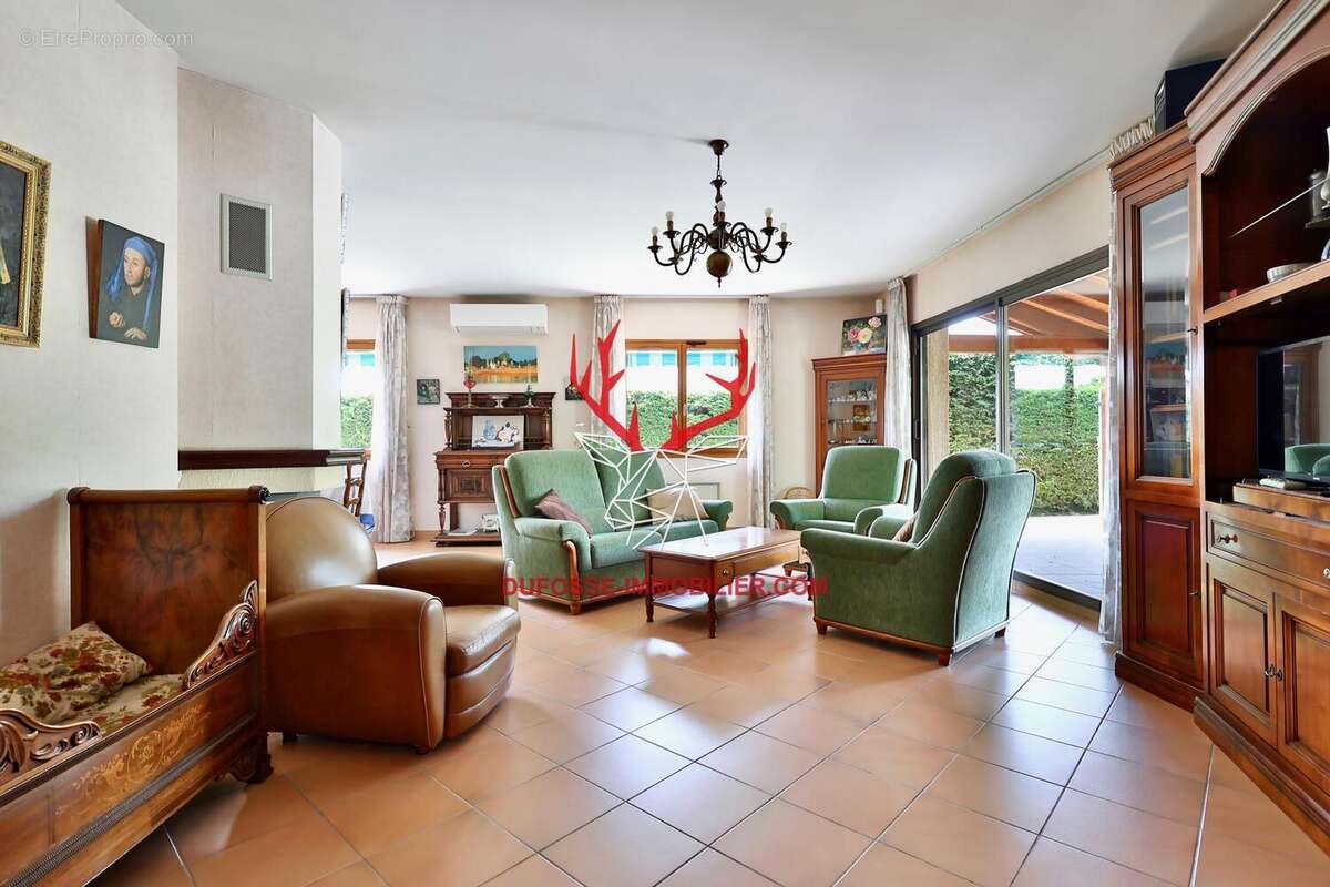 Photo 3 - Maison à SAINT-GENIS-LAVAL