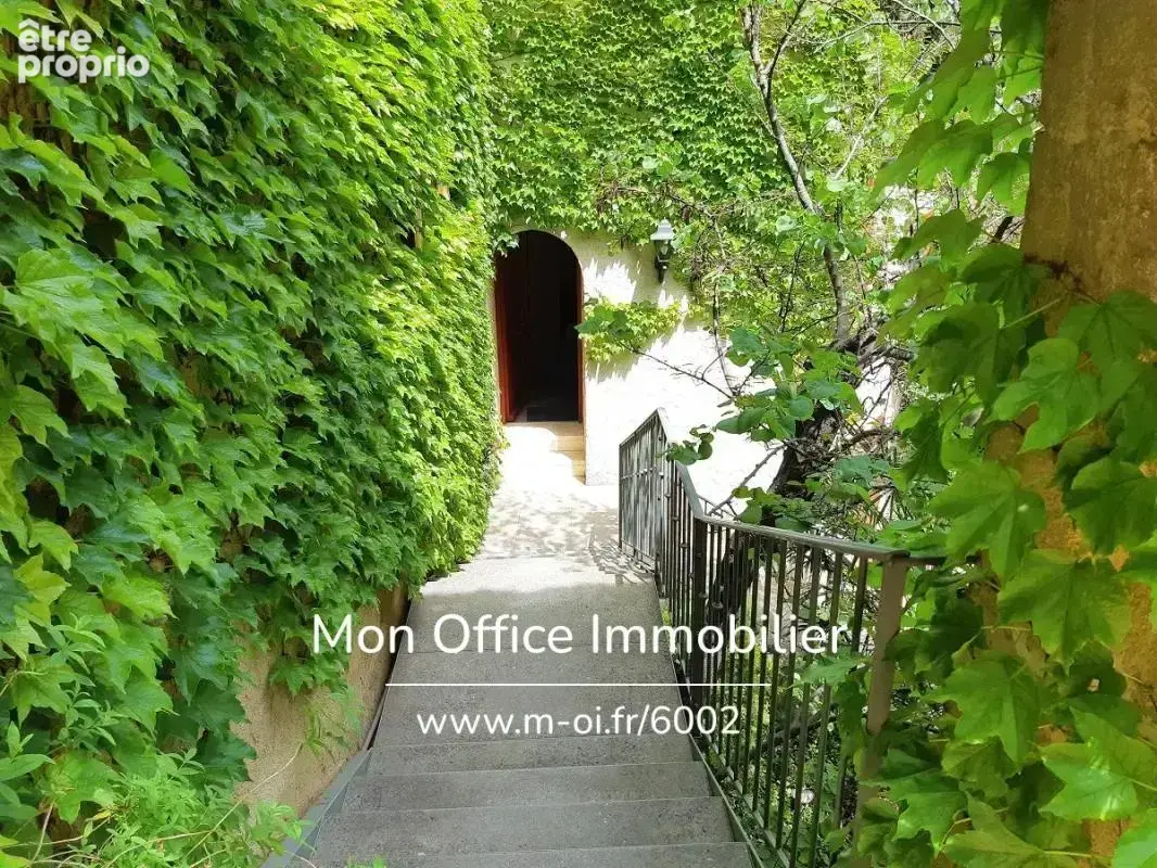 Référence : 6002-VCL - Maison de Maître du XVII - Cours intérieure et piscine - 20 minutes d'Aix en Provence - photo 15