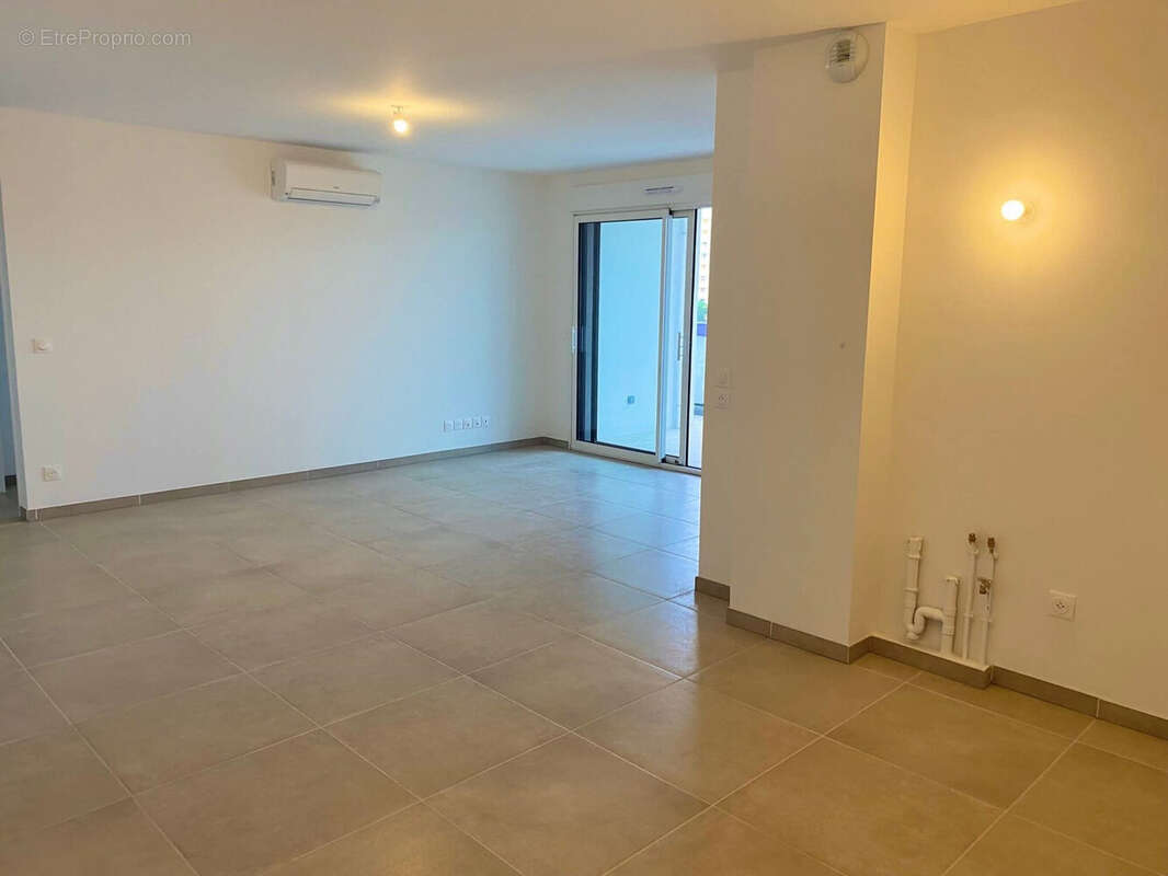 Appartement 70 m² à Frejus  - photo 3