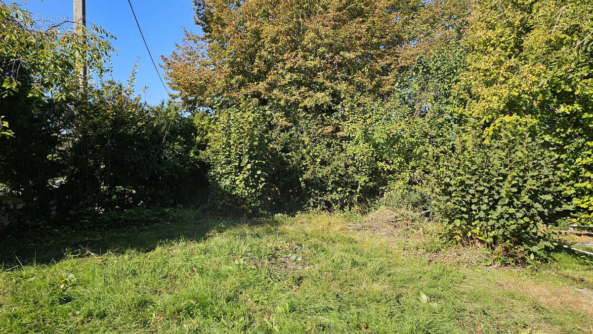 Maison à SAINT-MARTIAL-VIVEYROL