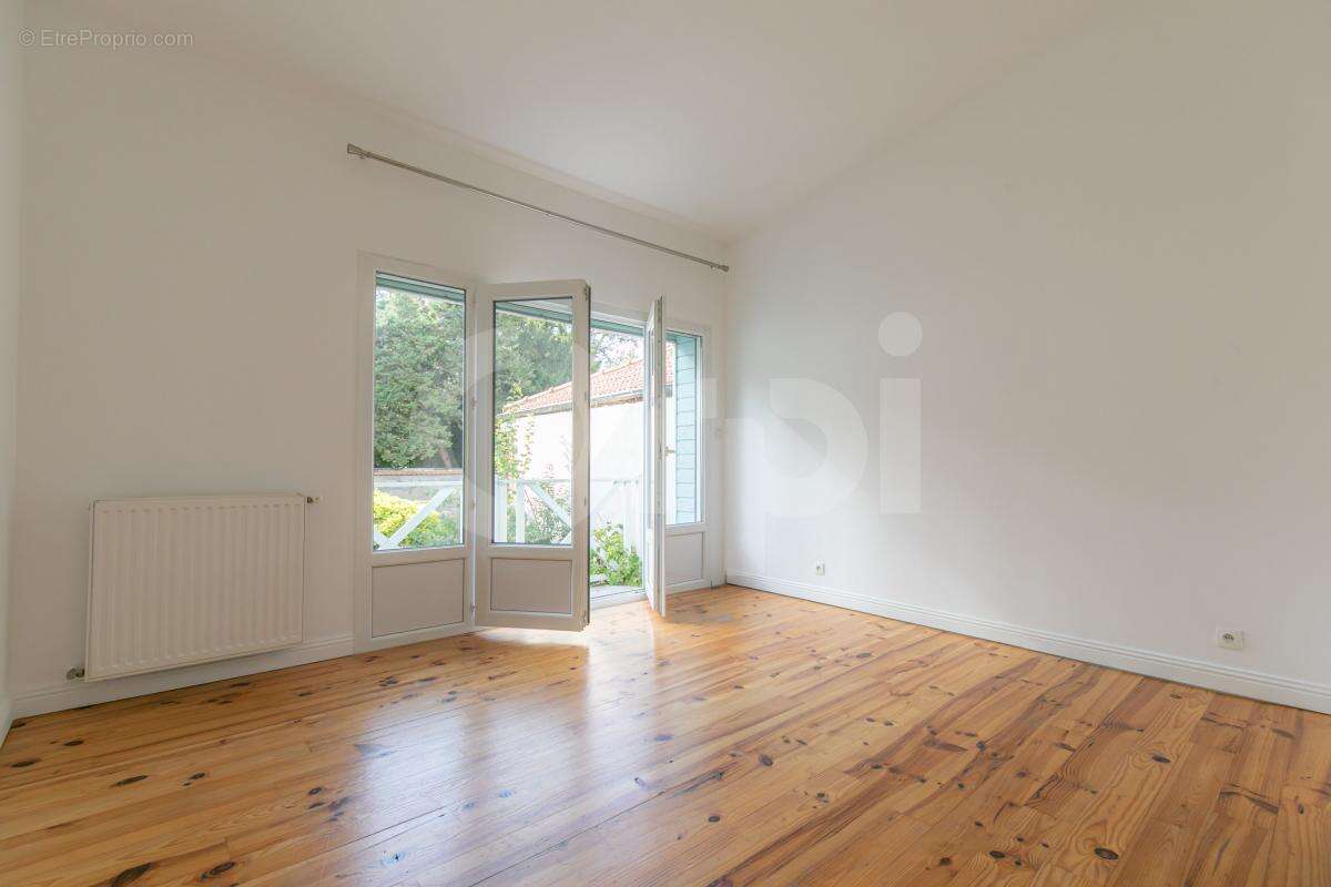 Maison à NOGENT-SUR-MARNE