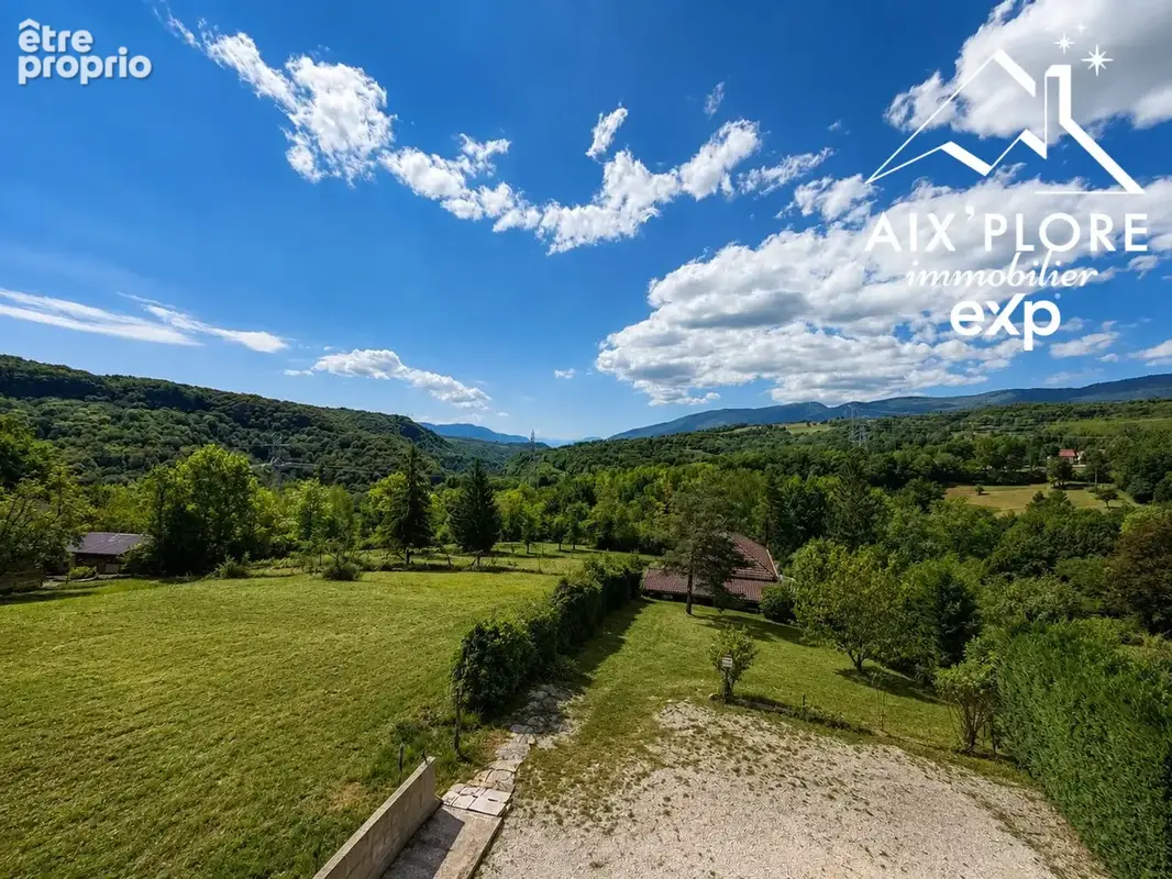 Maison 6 pièces 139 m² à vendre à Lancrans (01200) - photo 4