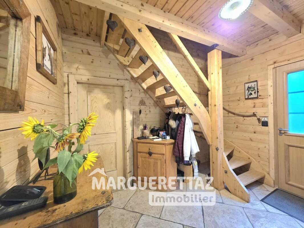 Maison à VIUZ-EN-SALLAZ