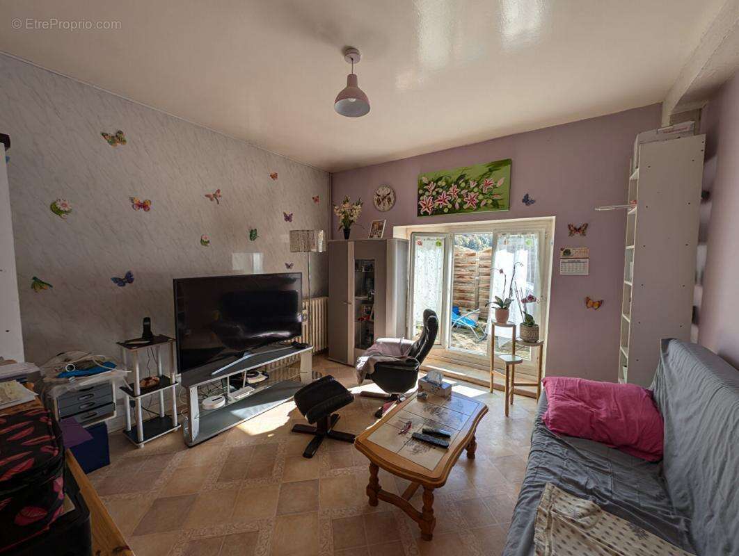 Appartement Dambelin 4 pièce(s) 99 m2 - photo 3