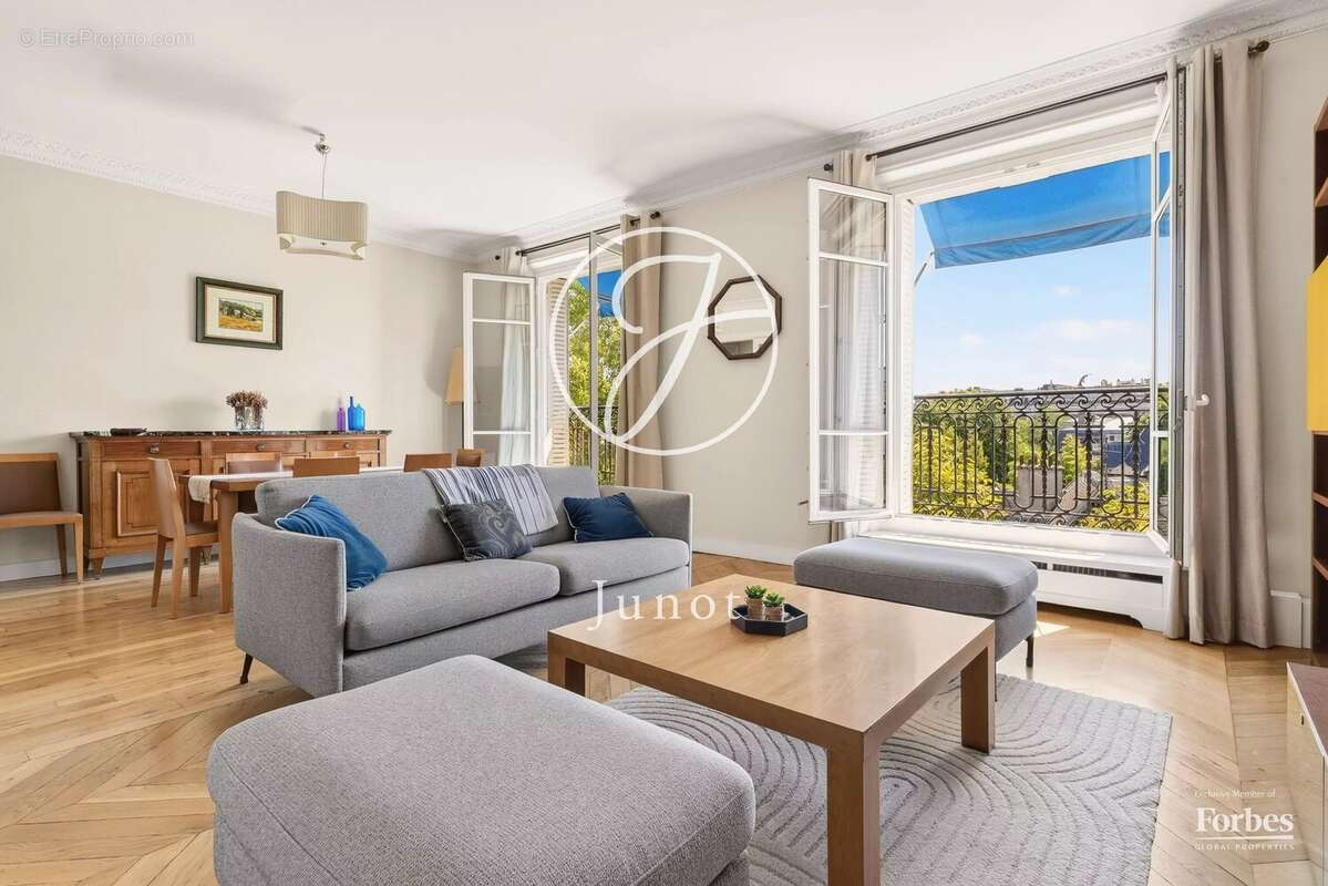 Paris 16e - AUTEUIL - Appartement - 4 pièces - 117,15m² Carrez - 2 chambres - photo 3