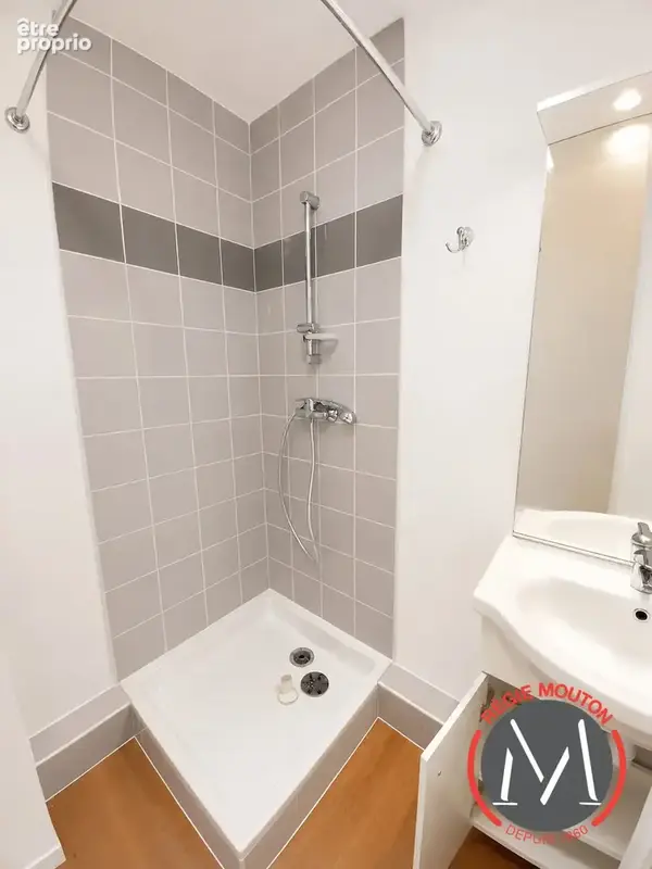 Appartement 1 pièce 18 m² à vendre à Lyon-8e (69008) - photo 3