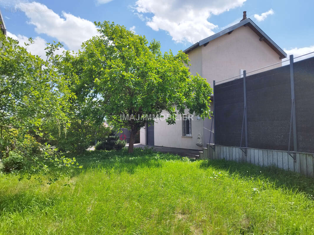 Maison à GOLBEY