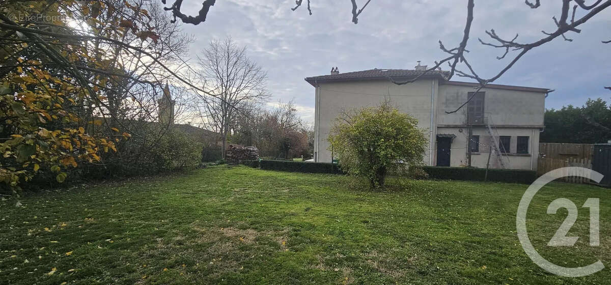 Maison à MAUREMONT