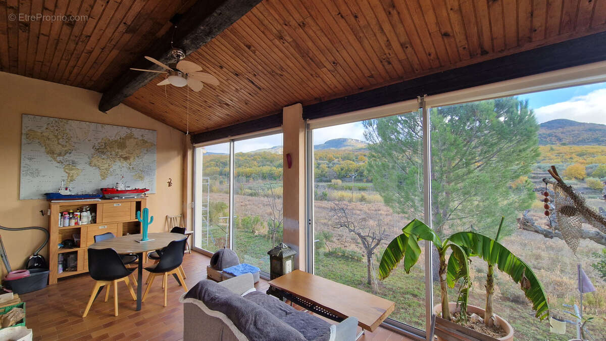 Maison à SAINT-JEAN-DE-LA-BLAQUIERE