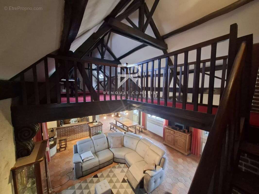 Maison à BEAUMONT-LE-ROGER