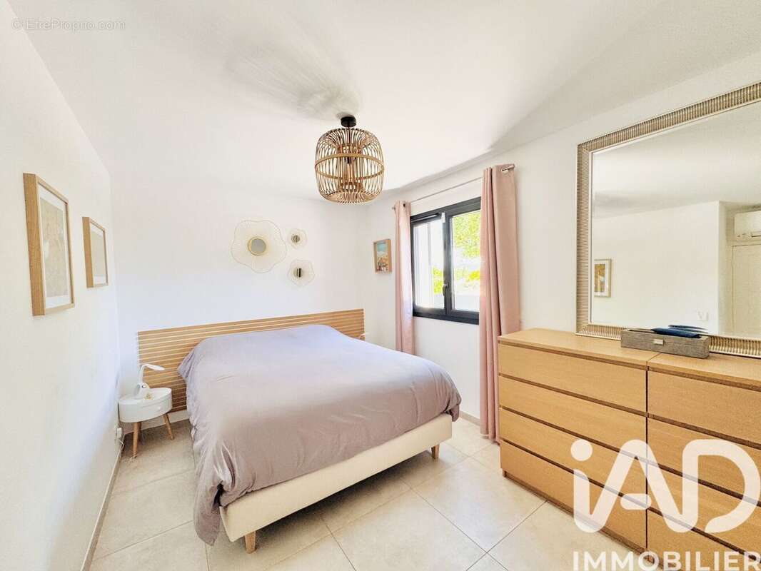Photo 9 - Maison à FREJUS