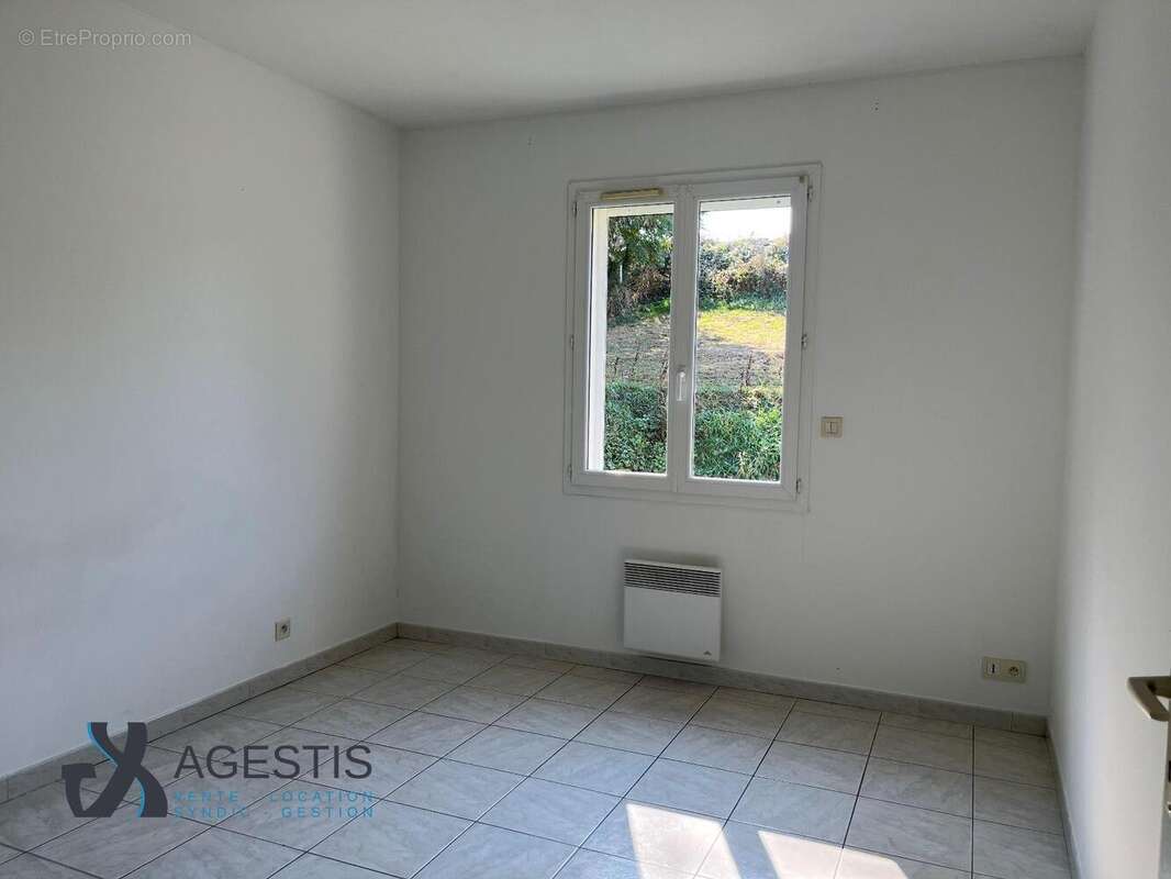   - Maison à SAIX