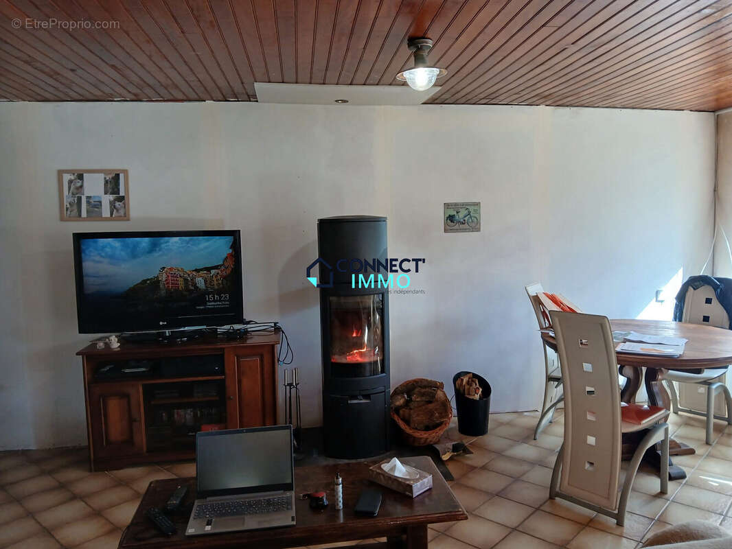 Maison 75 m² à Langonnet  - photo 6