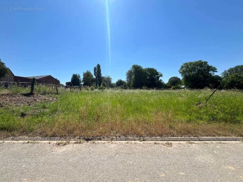 Terrain 475 m² à Villers-Au-Flos  - photo 2