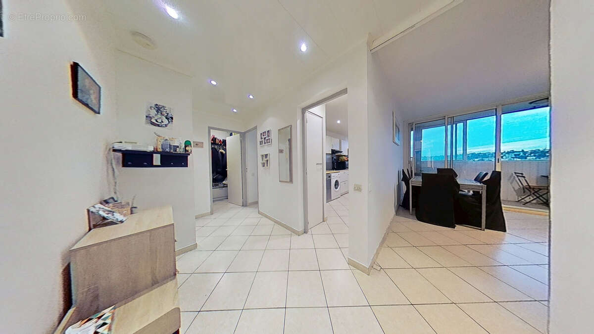 Appartement à MARSEILLE-15E