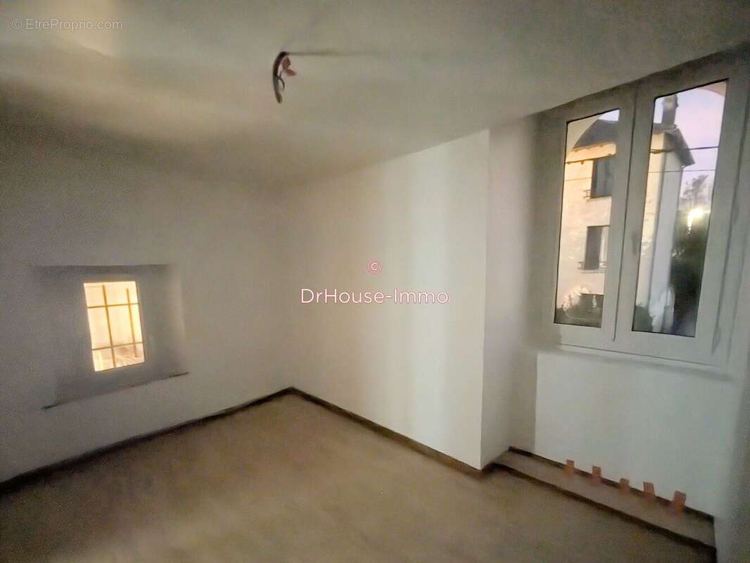 Appartement 46 m² à Vernouillet  - photo 292