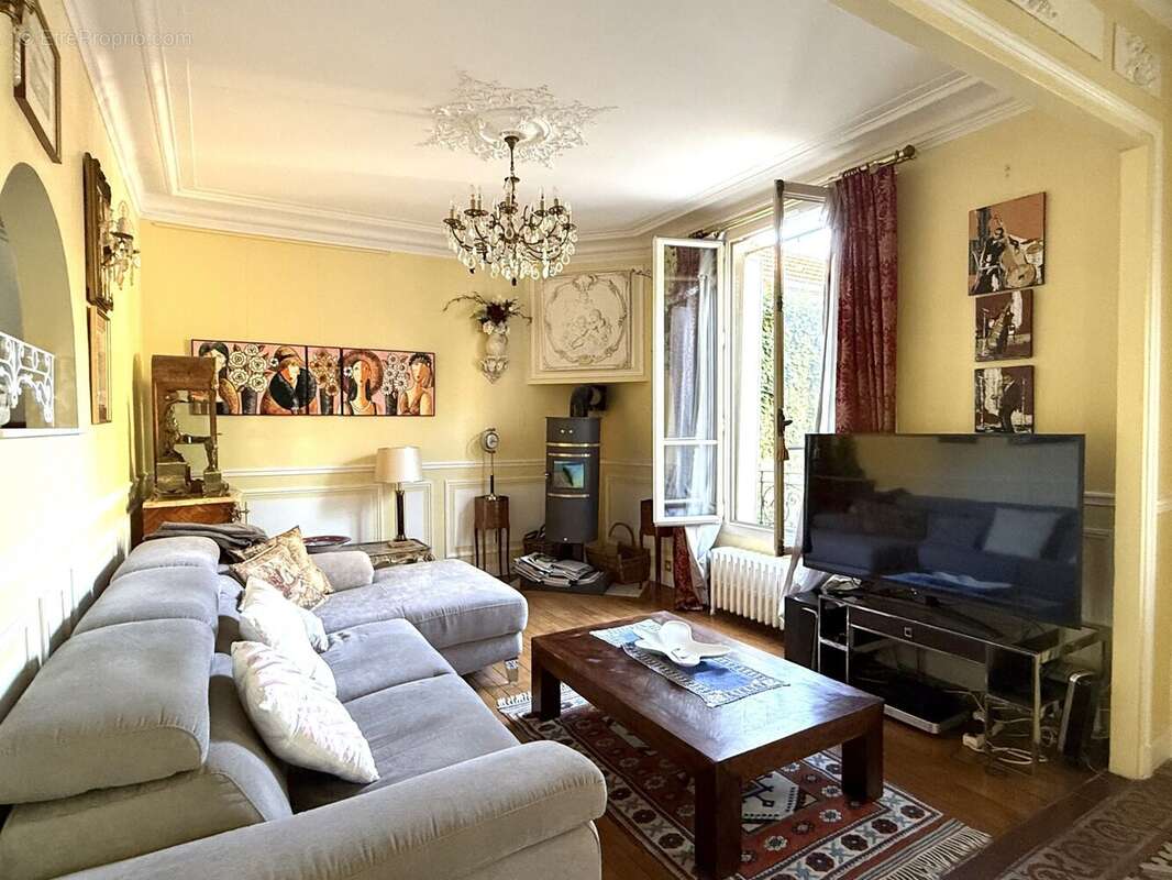 Maison à LIVRY-GARGAN