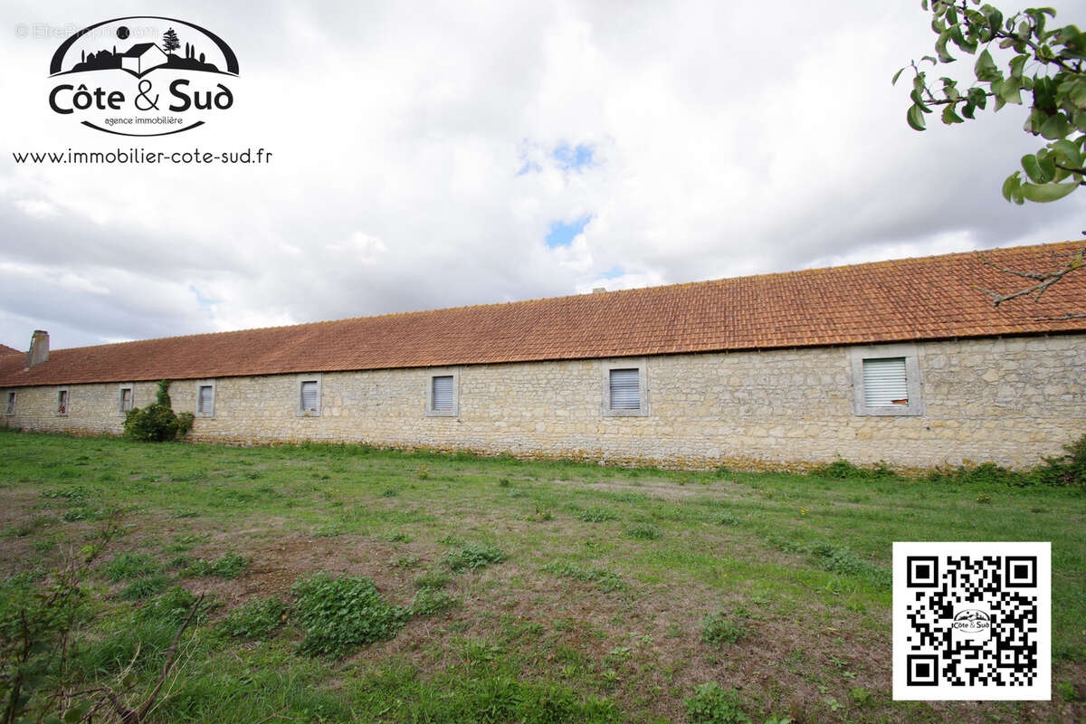 Maison à AIGREFEUILLE-D&#039;AUNIS