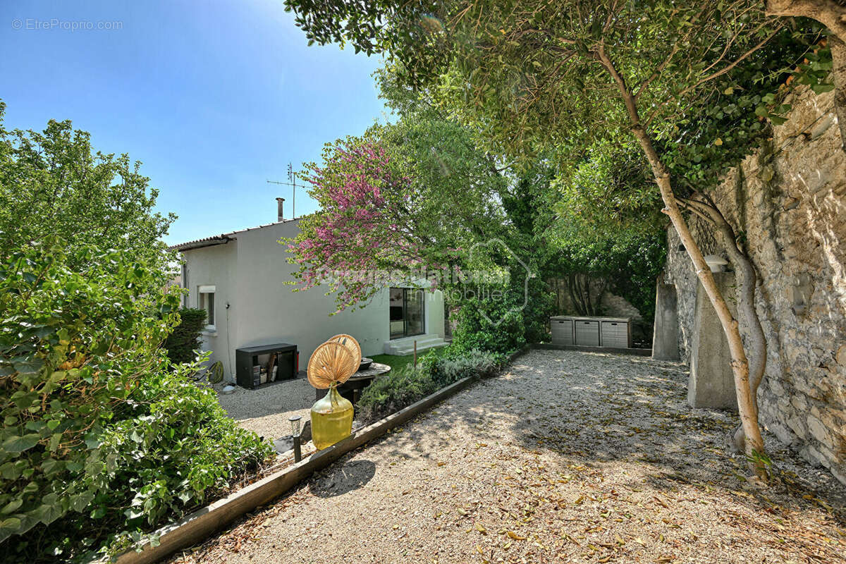 Maison à NIMES