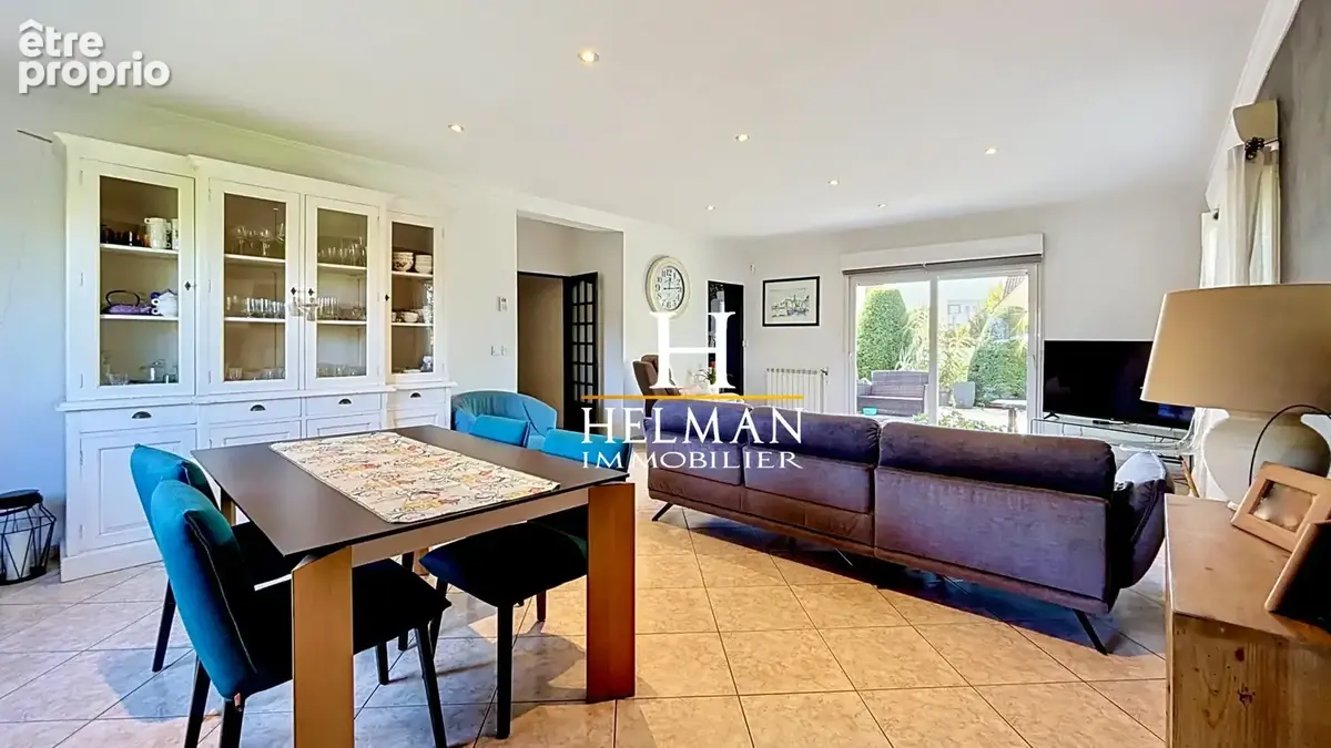 Maison 6 pièces 192 m² à vendre à Longuenesse (62219) - photo 1