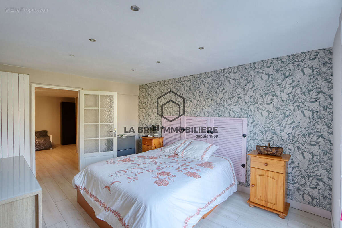 Maison à VILLECRESNES