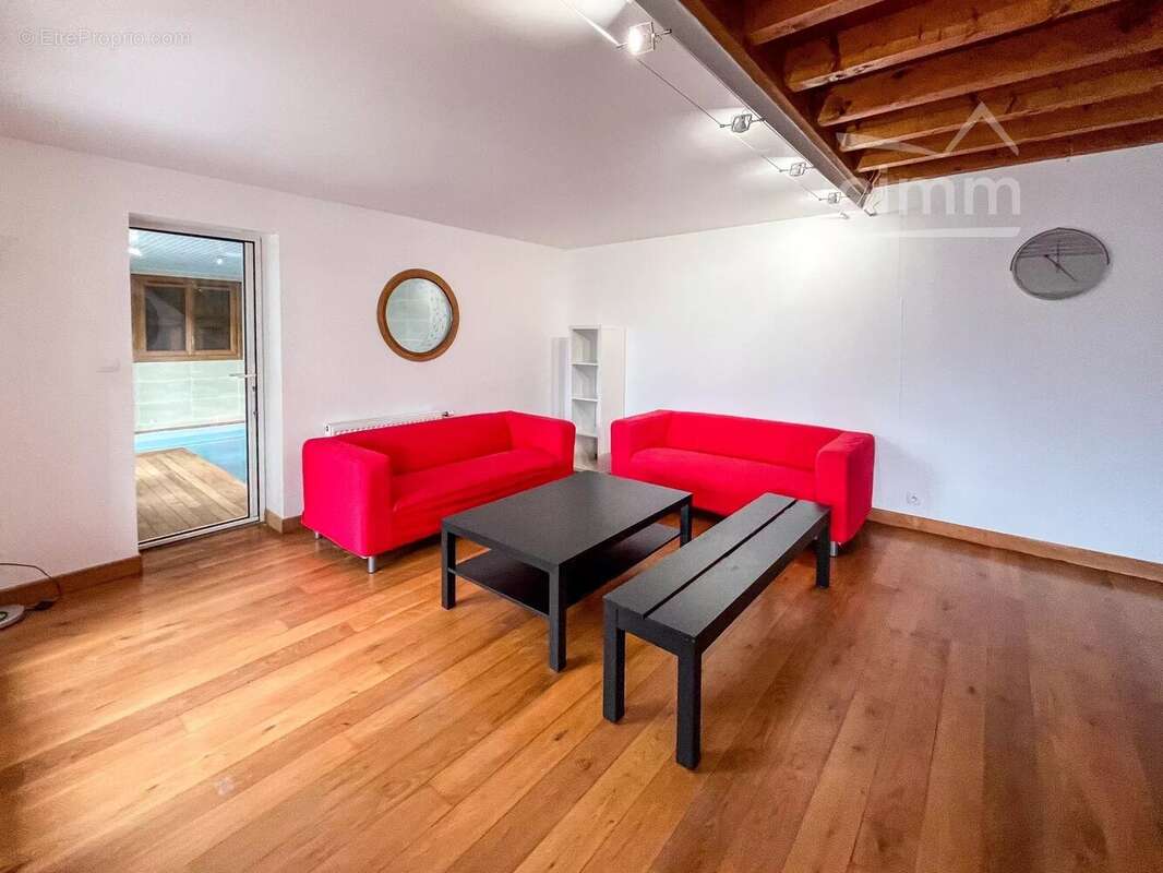 Maison à LA TERRASSE