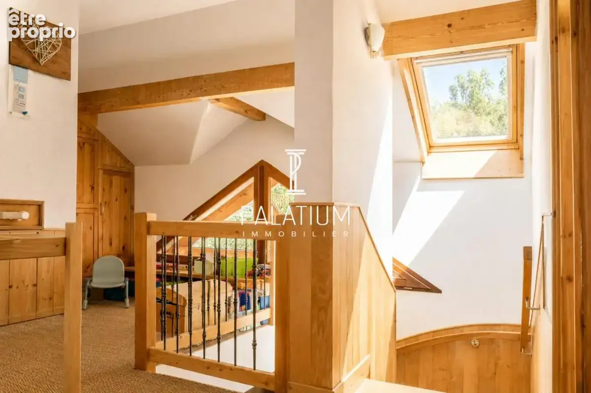 Propriété d'exception de près de 400 m² - photo 9