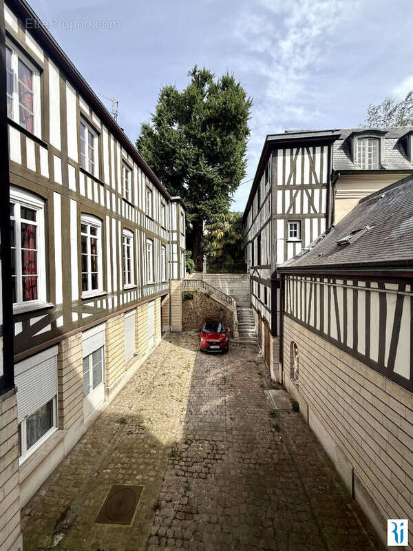Rouen centre - photo 6