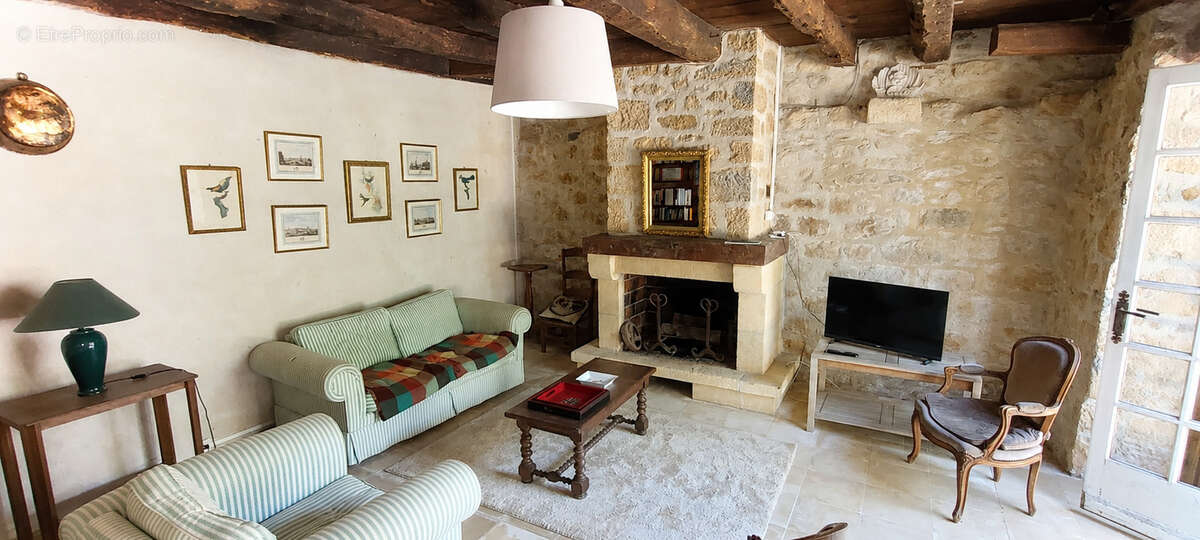 Maison à CAVAGNAC