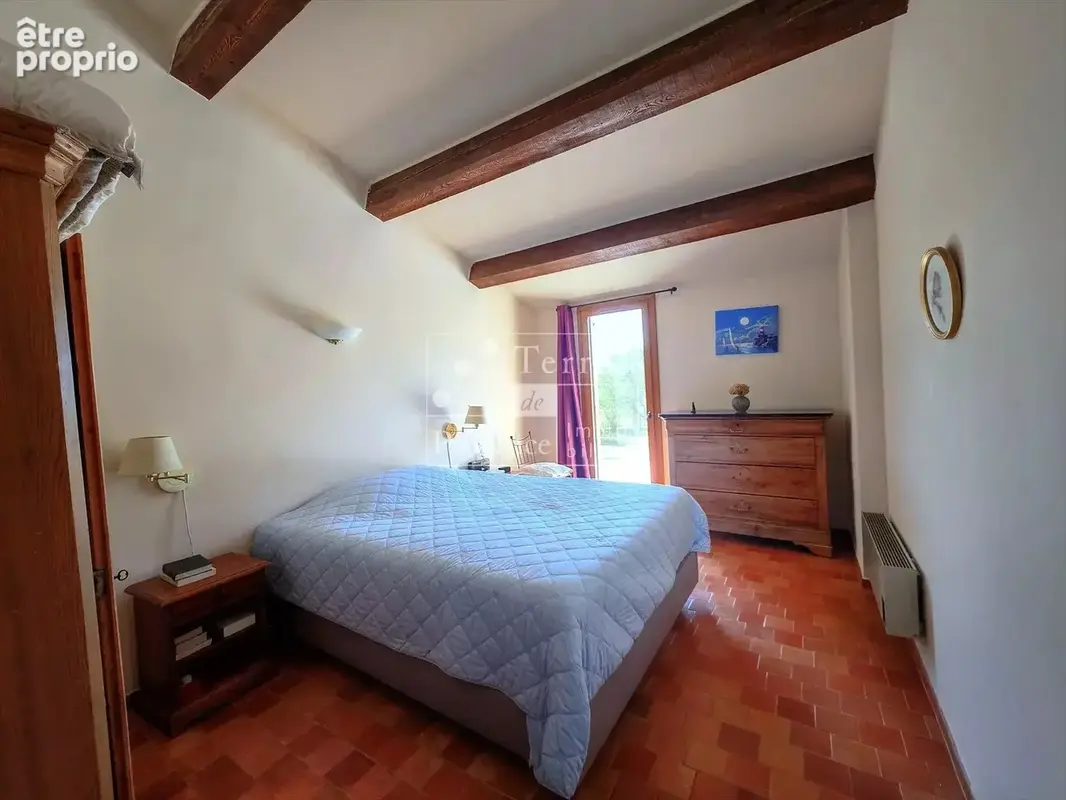 A vendre à Aups, villa provençale avec piscine et garage à Aups - photo 8
