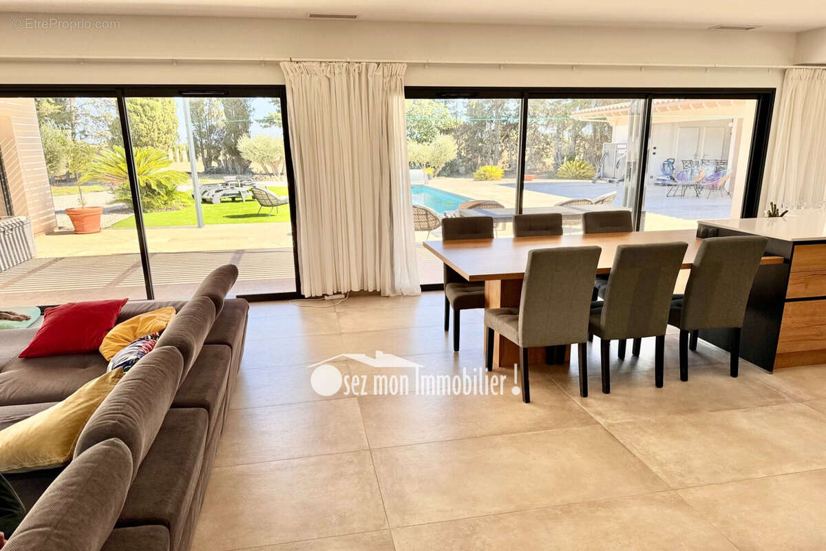 Maison 174 m² à Salleles-D'aude  - photo 4