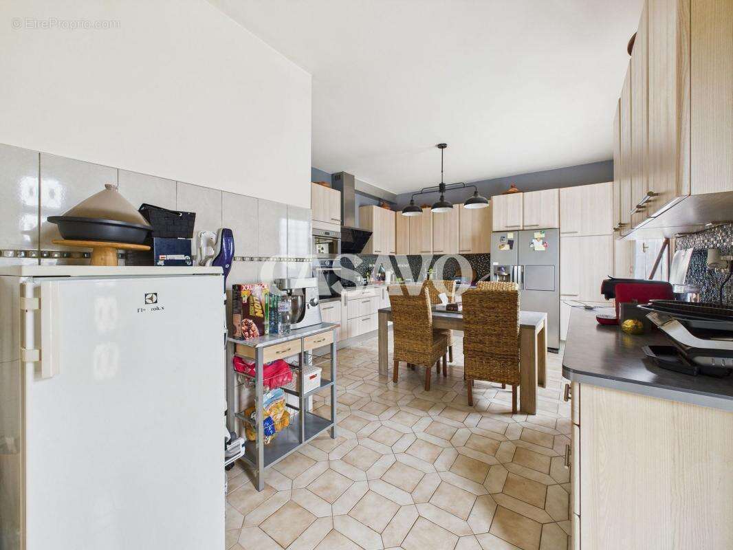 Maison à SARTROUVILLE