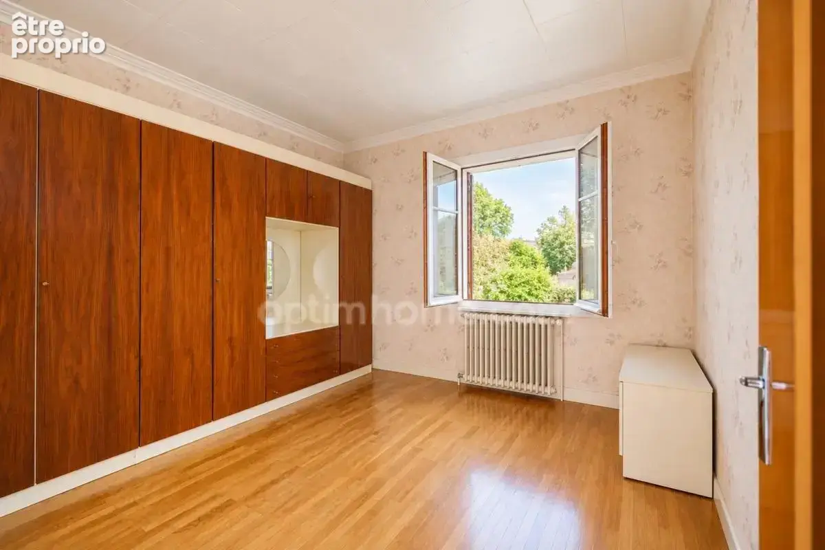 Maison 120m² à rénover + entrepôt 180m² – Oullins, 10 min métro B - photo 7